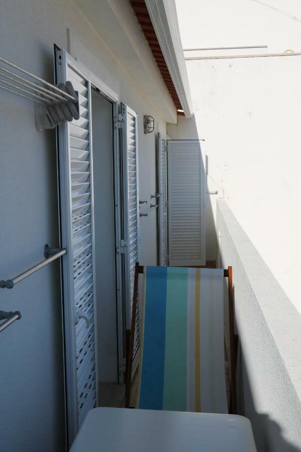 Grace Beach House Nazaré Buitenkant foto