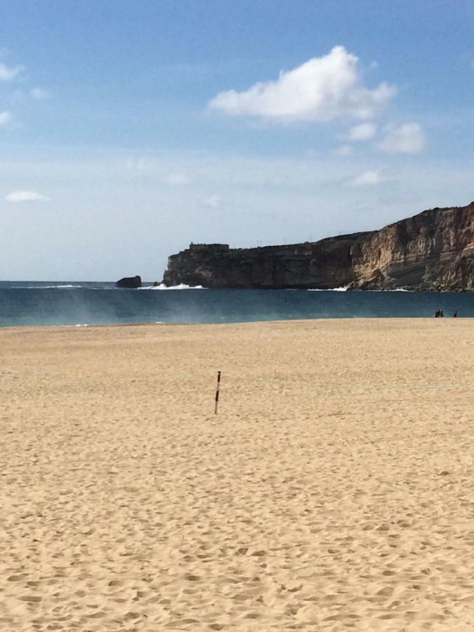 Grace Beach House Nazaré Buitenkant foto